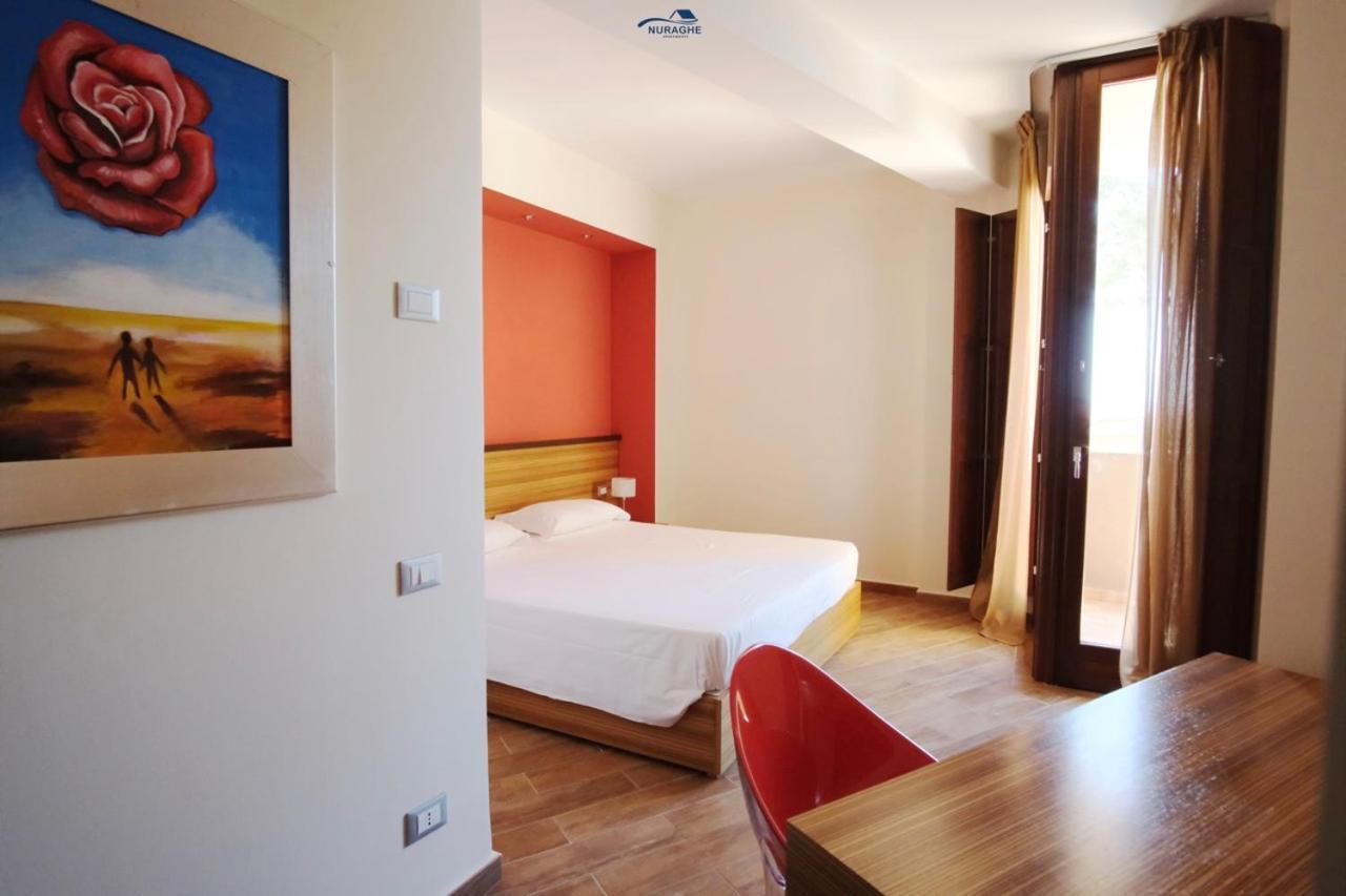 Nuraghe Apartments Teulada Bagian luar foto